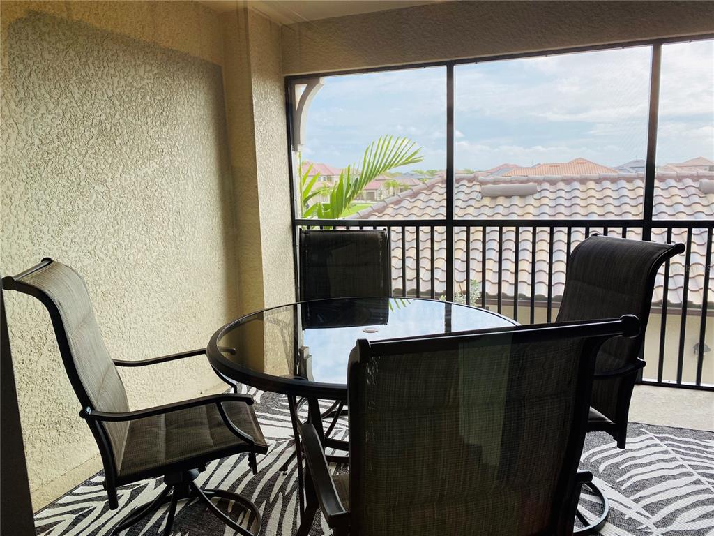 5664 PALMER CIR #202, BRADENTON, FL, 34211