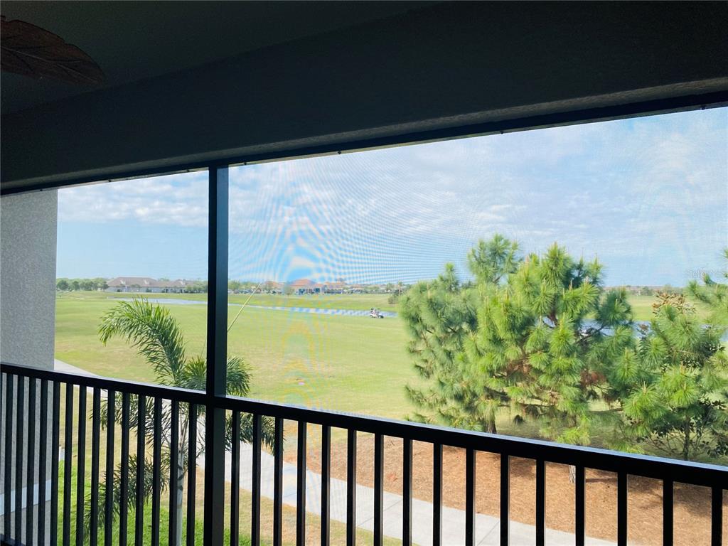 5664 PALMER CIR #202, BRADENTON, FL, 34211