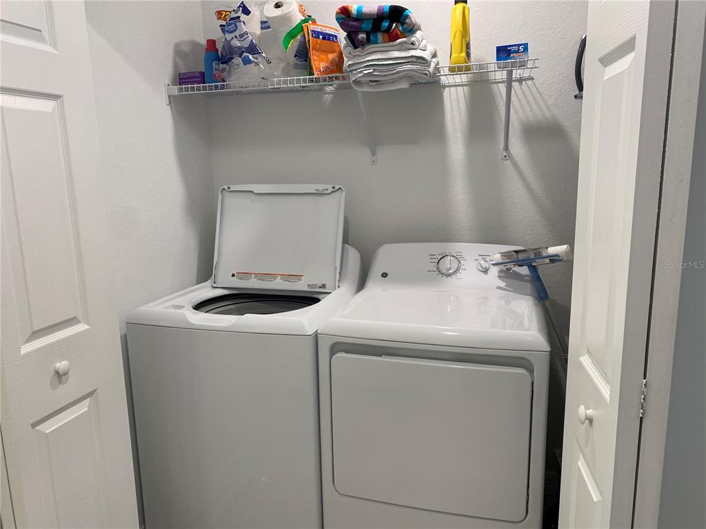 5664 PALMER CIR #202, BRADENTON, FL, 34211
