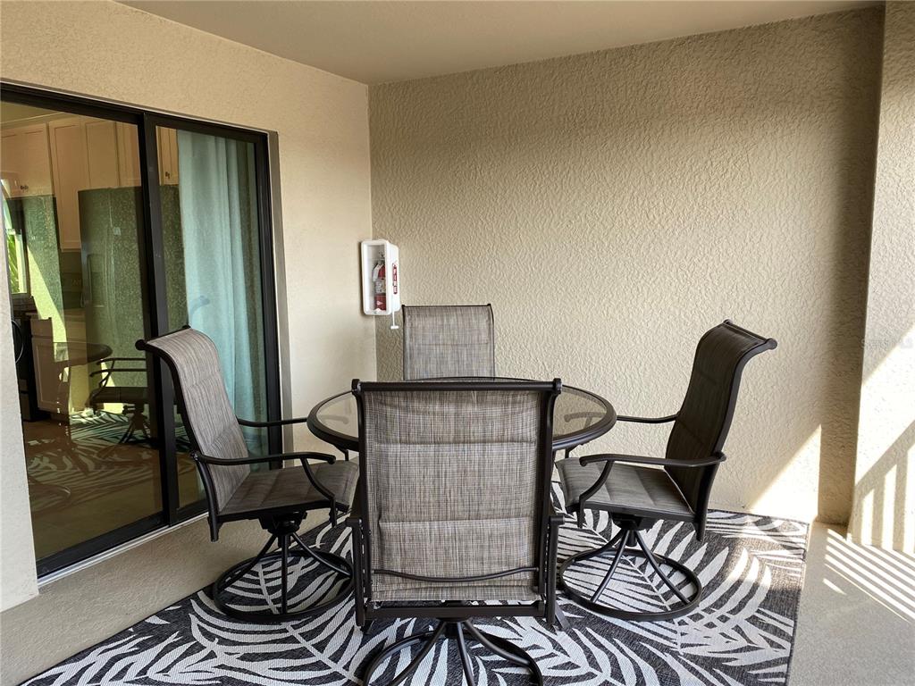 5664 PALMER CIR #202, BRADENTON, FL, 34211