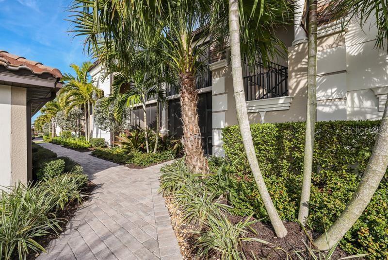 5664 PALMER CIR #202, BRADENTON, FL, 34211