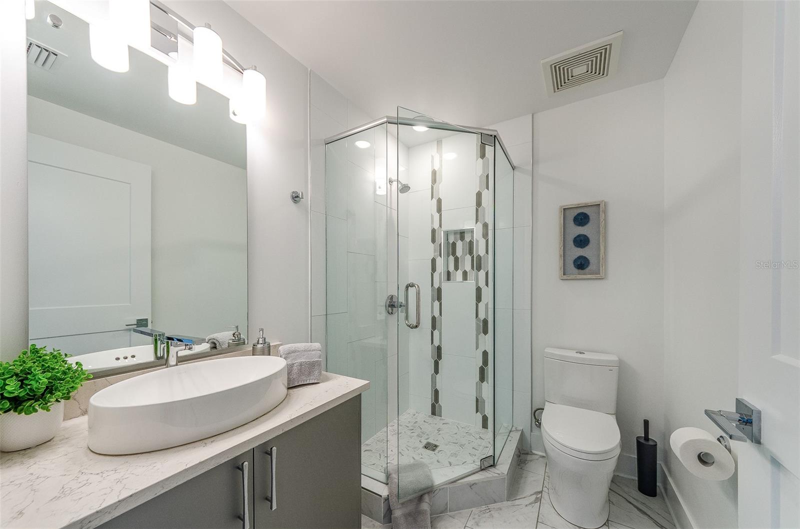 15 AVALON ST #401, CLEARWATER, FL, 33767