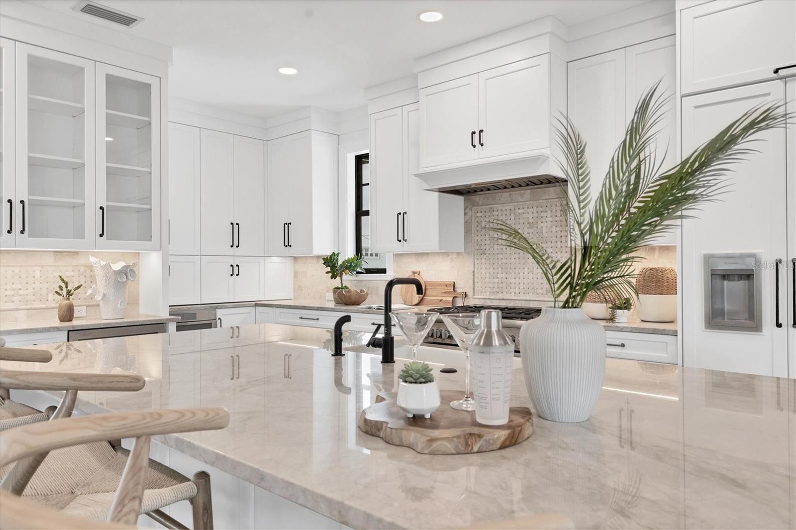 10009 GASPARILLA PASS BLVD, BOCA GRANDE, FL, 33921