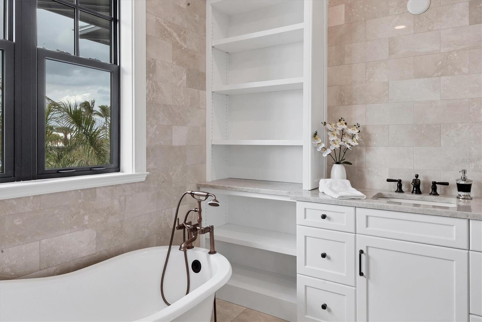10009 GASPARILLA PASS BLVD, BOCA GRANDE, FL, 33921