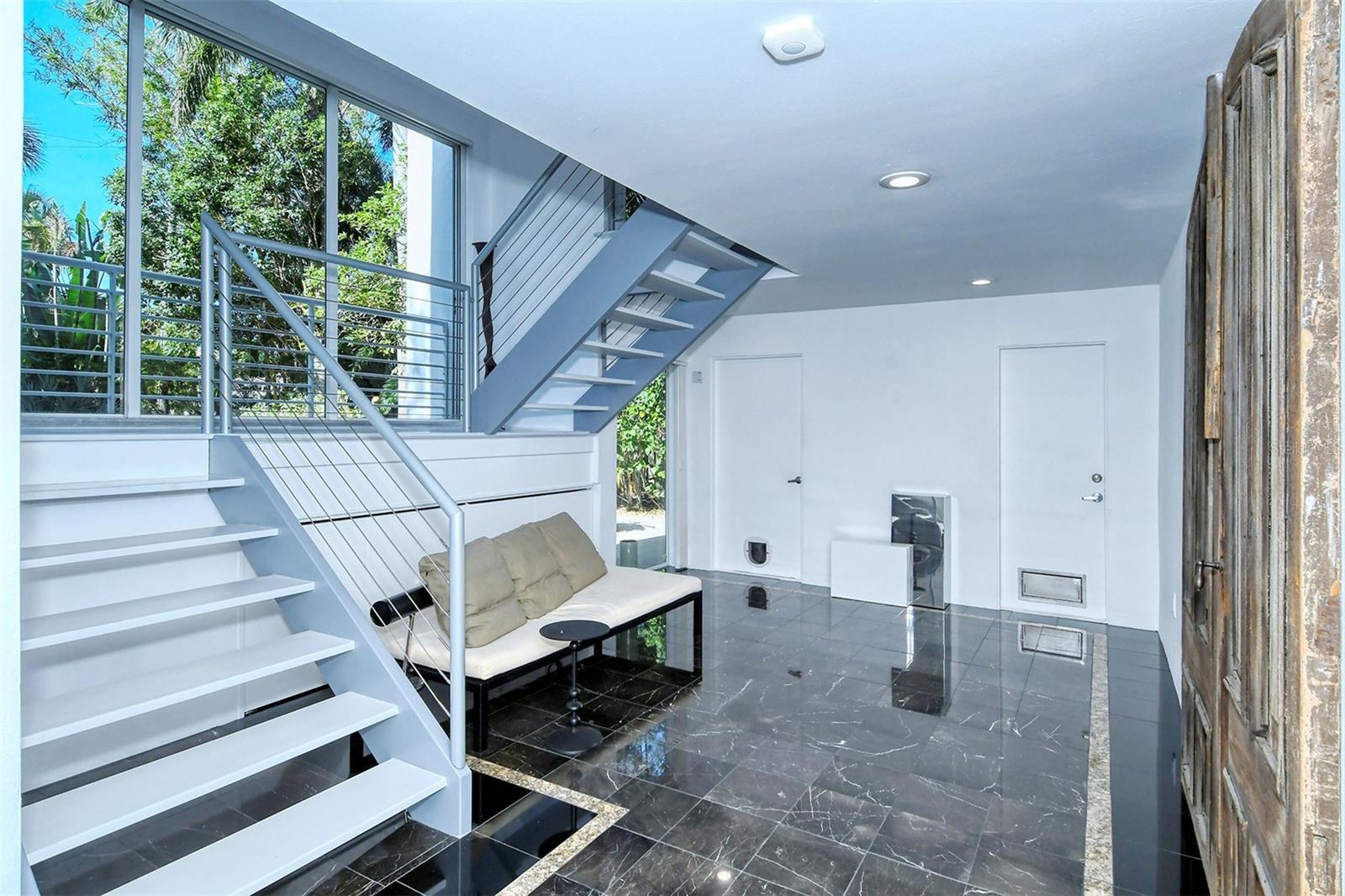 213 N WASHINGTON DR, SARASOTA, FL, 34236