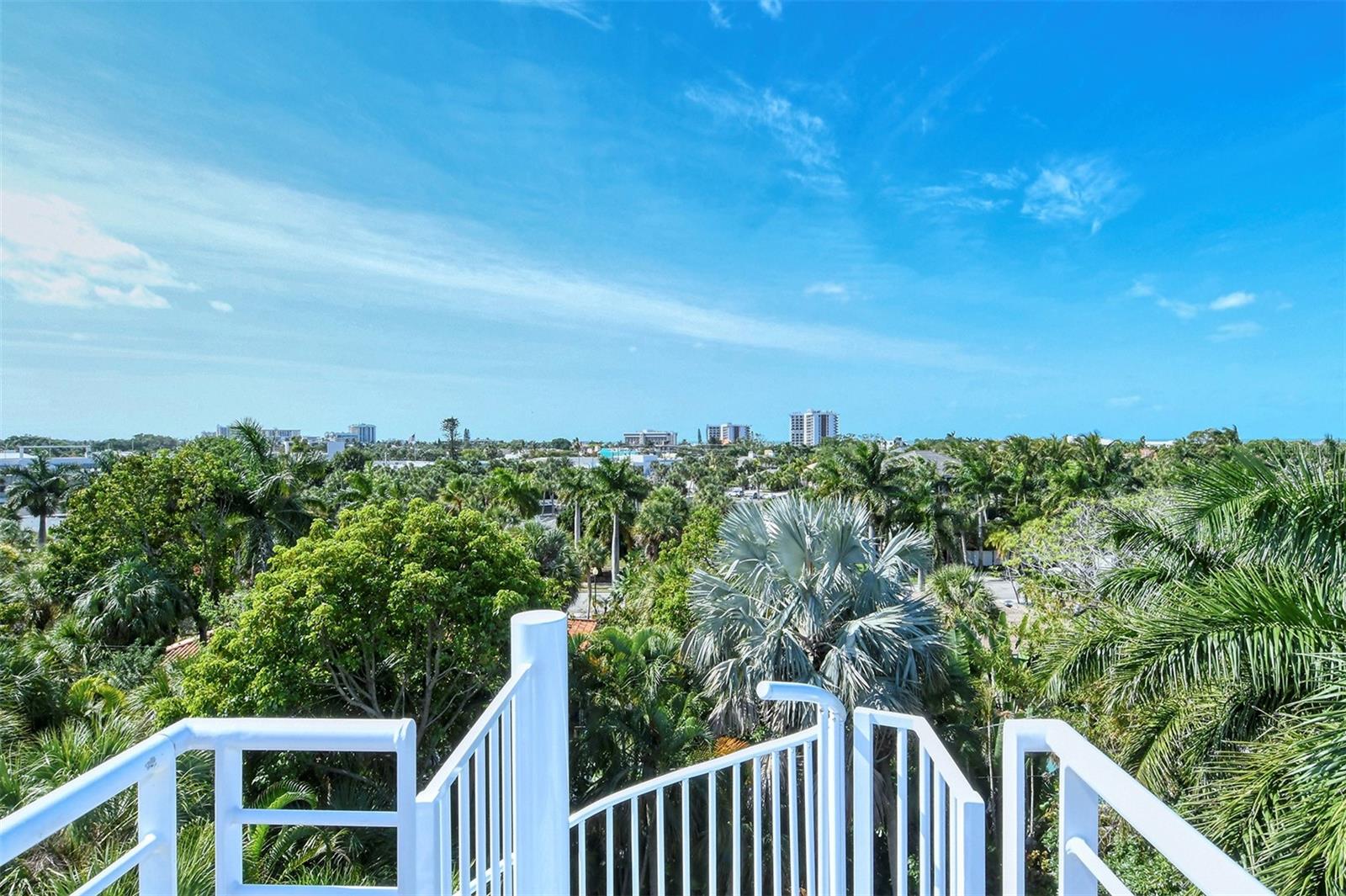 213 N WASHINGTON DR, SARASOTA, FL, 34236