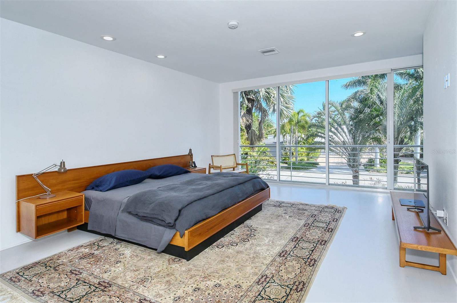 213 N WASHINGTON DR, SARASOTA, FL, 34236