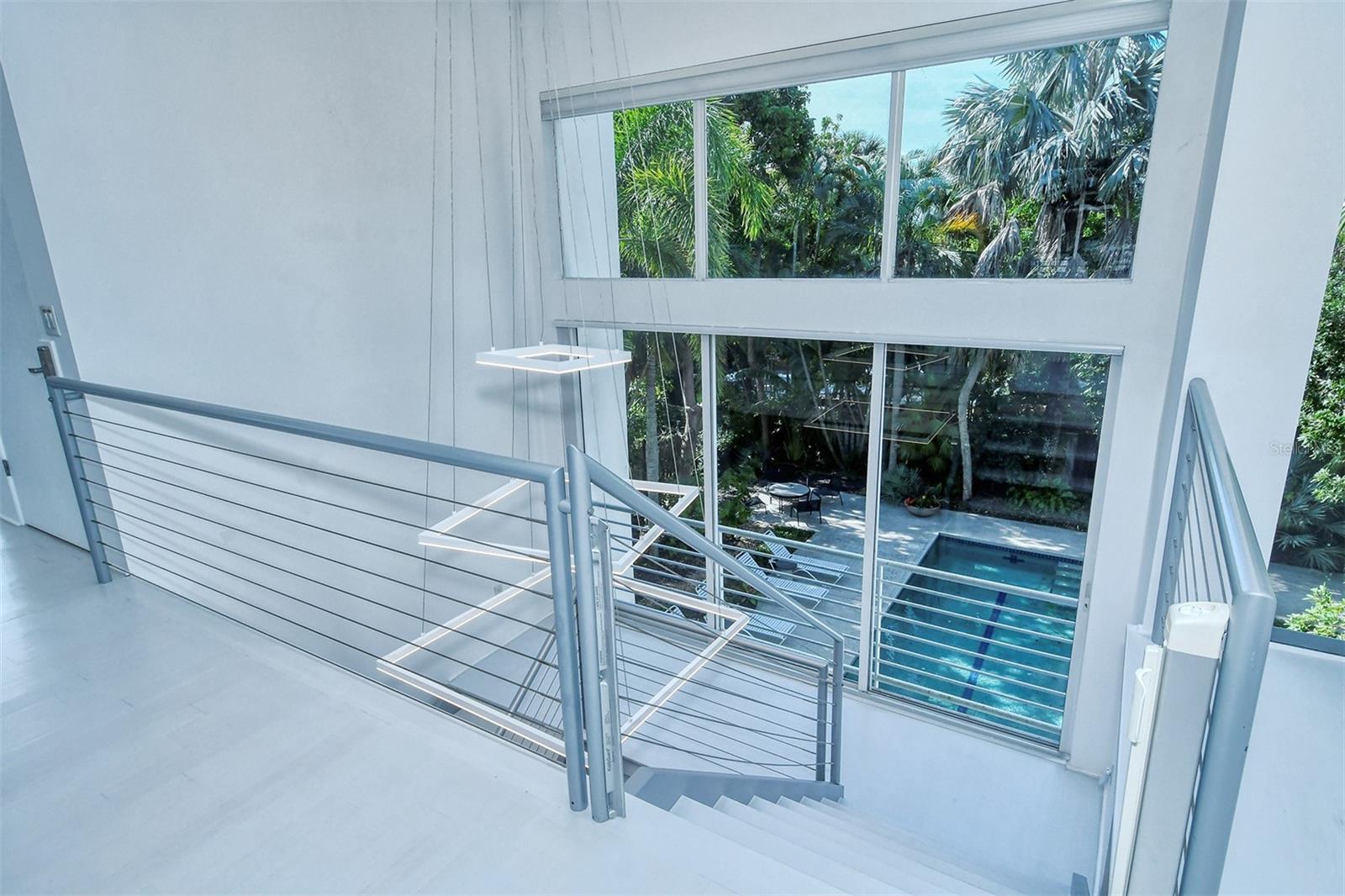 213 N WASHINGTON DR, SARASOTA, FL, 34236