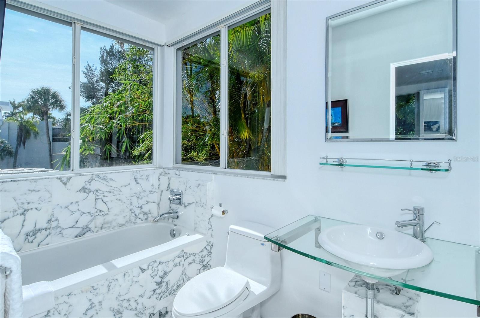 213 N WASHINGTON DR, SARASOTA, FL, 34236