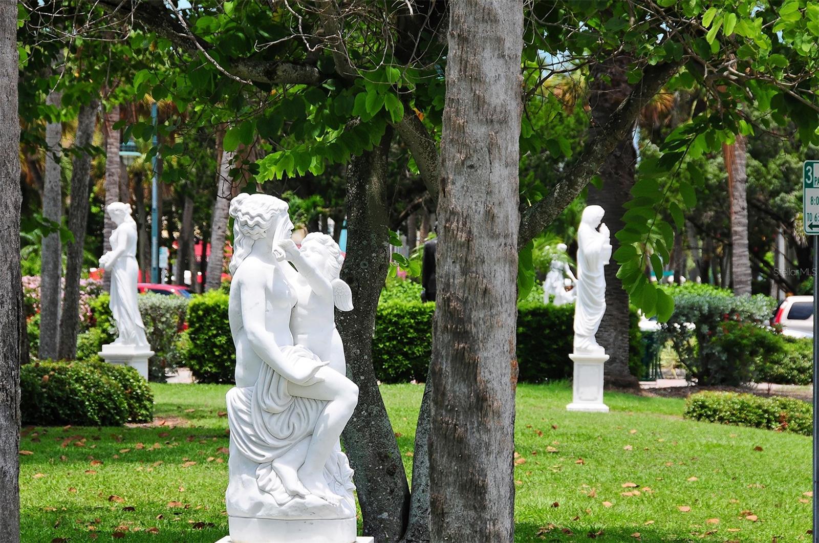 213 N WASHINGTON DR, SARASOTA, FL, 34236