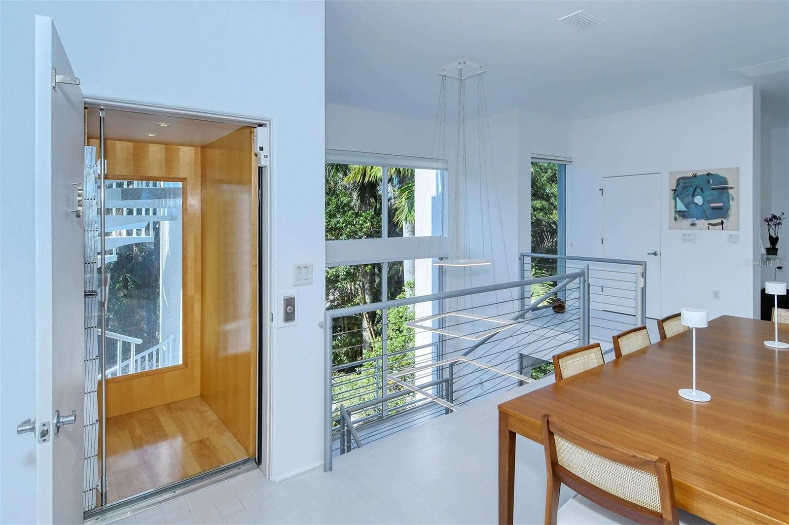 213 N WASHINGTON DR, SARASOTA, FL, 34236