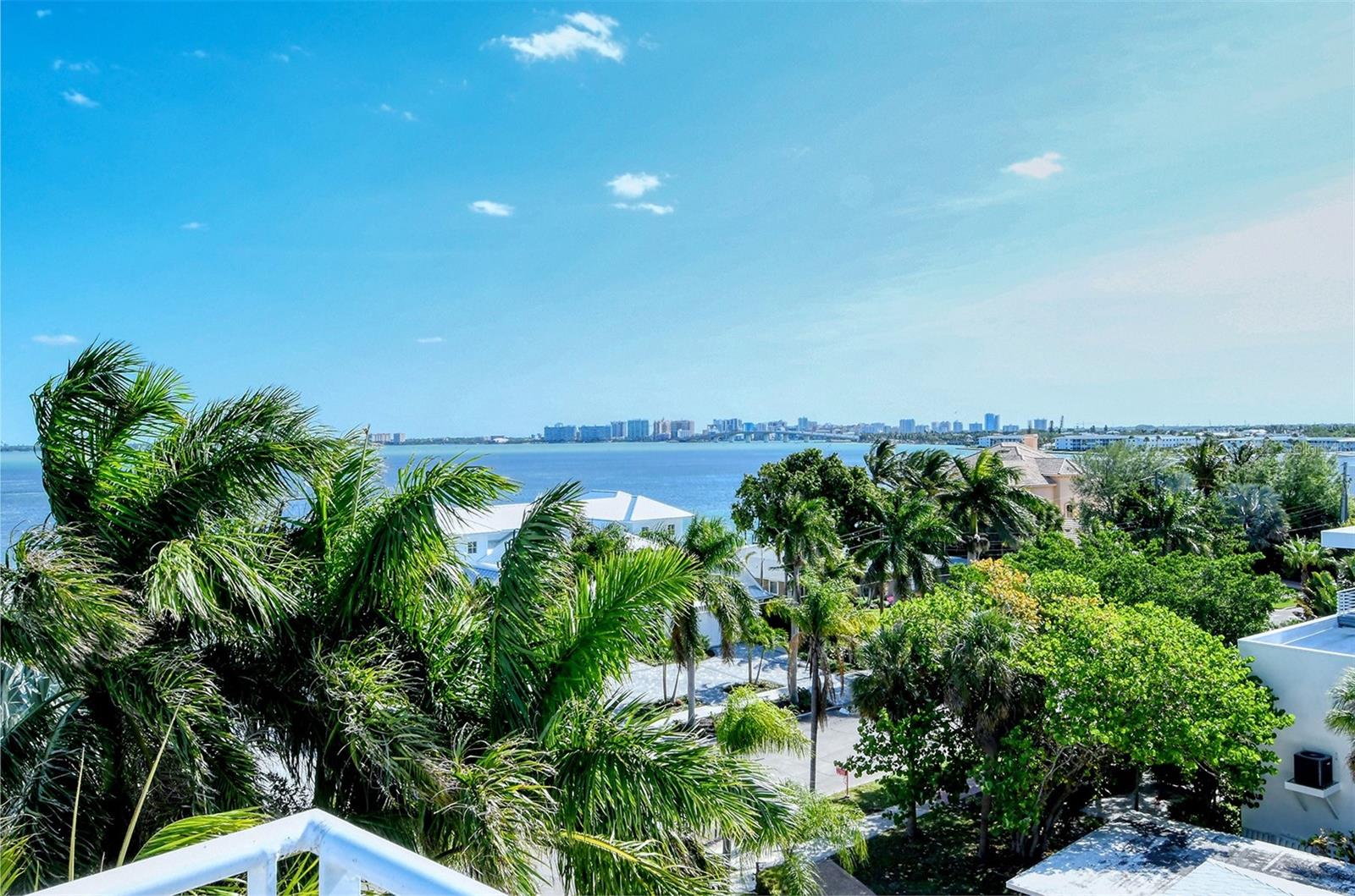 213 N WASHINGTON DR, SARASOTA, FL, 34236