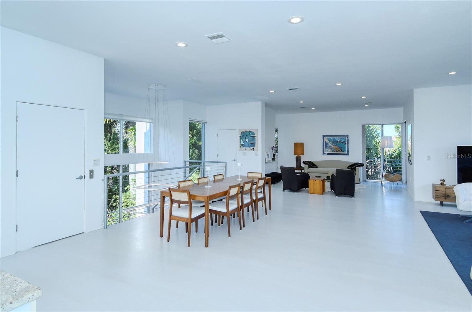 213 N WASHINGTON DR, SARASOTA, FL, 34236