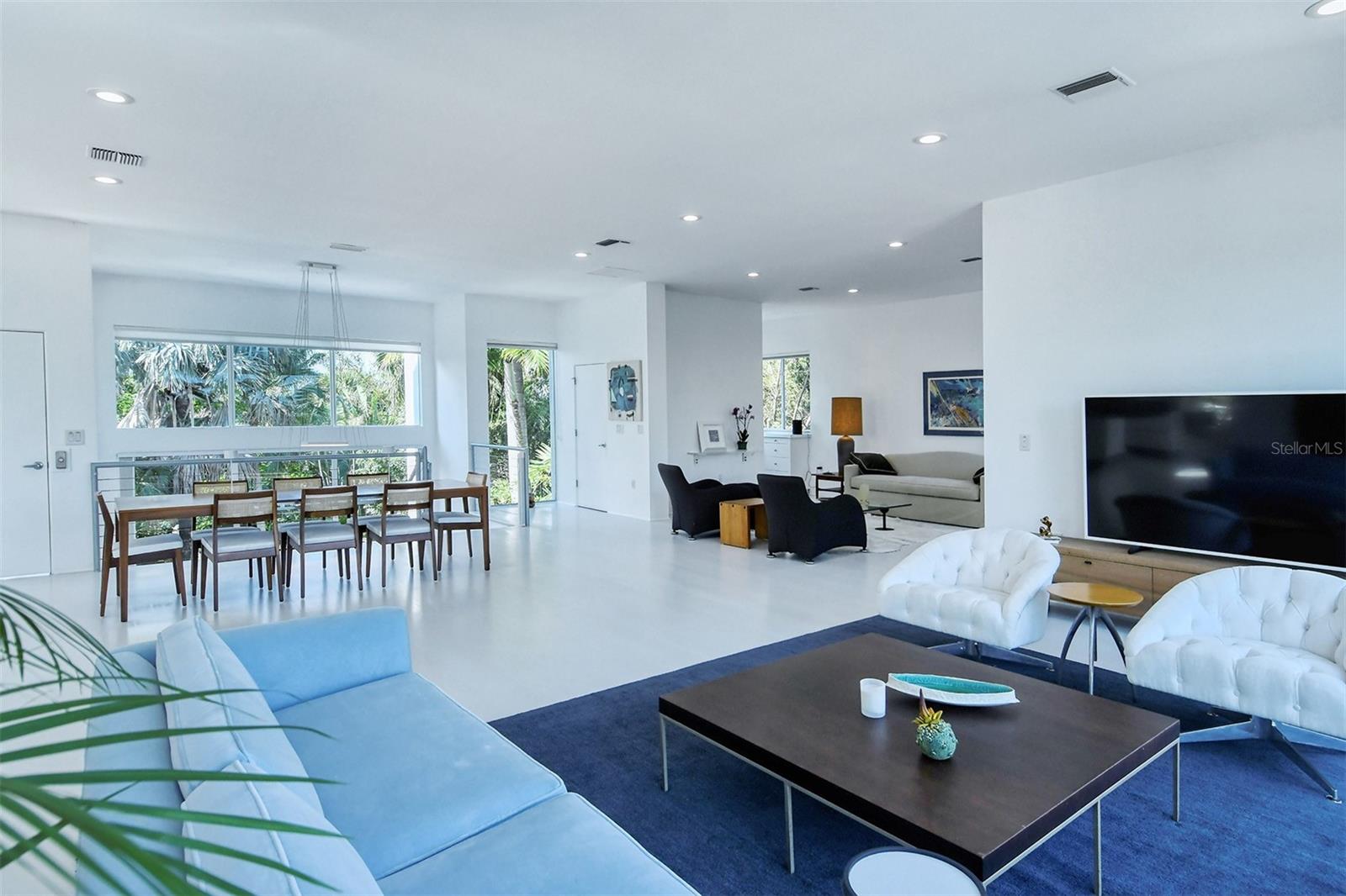 213 N WASHINGTON DR, SARASOTA, FL, 34236