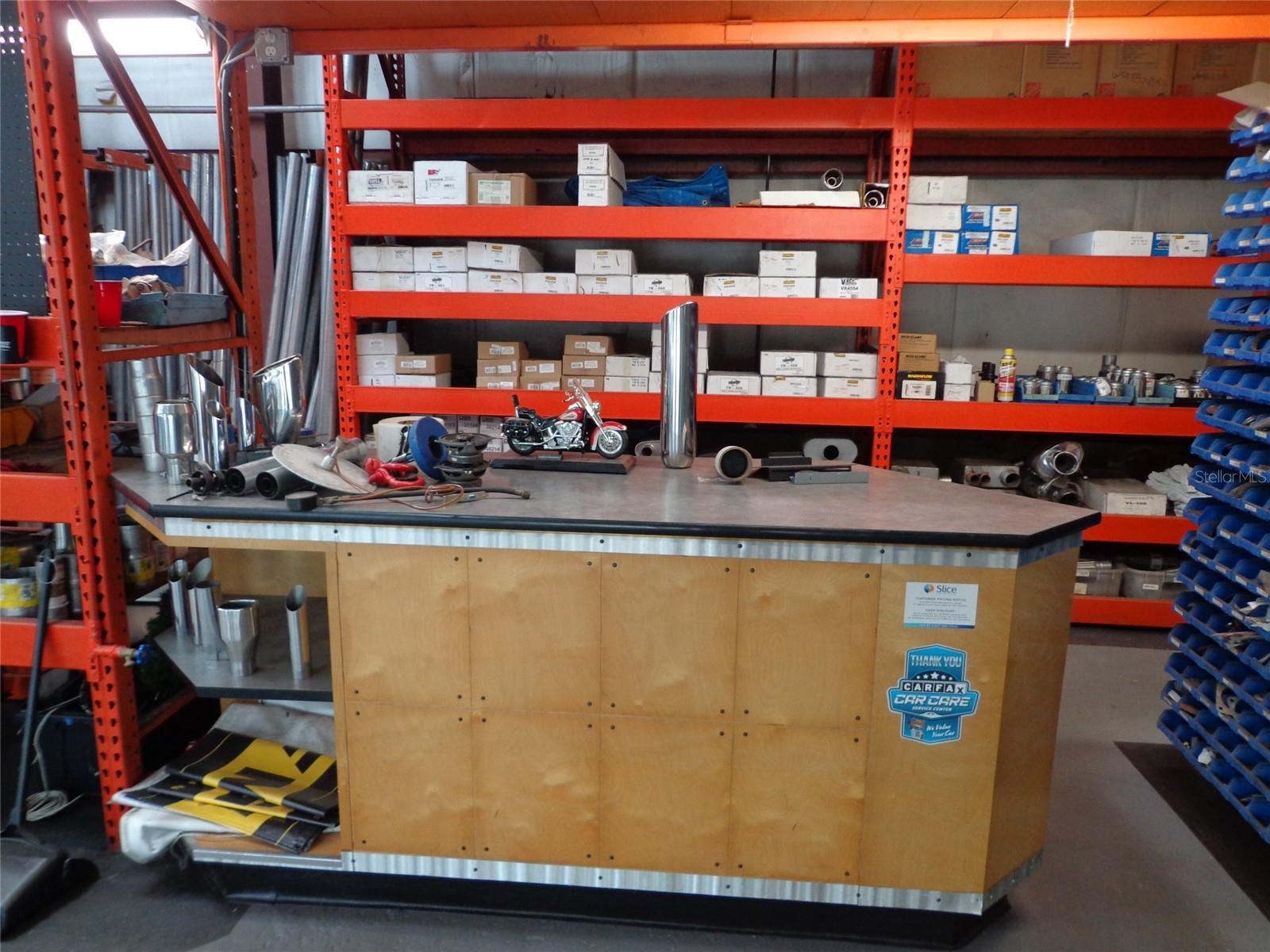 715 WEST WATERS AVE, TAMPA, FL, 33604