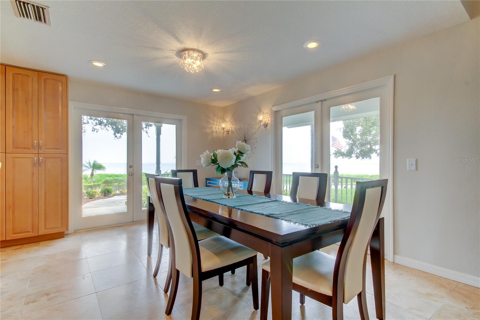 1205 N BAYSHORE DR, SAFETY HARBOR, FL, 34695