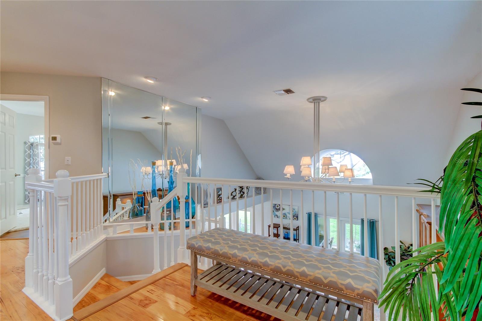 1205 N BAYSHORE DR, SAFETY HARBOR, FL, 34695