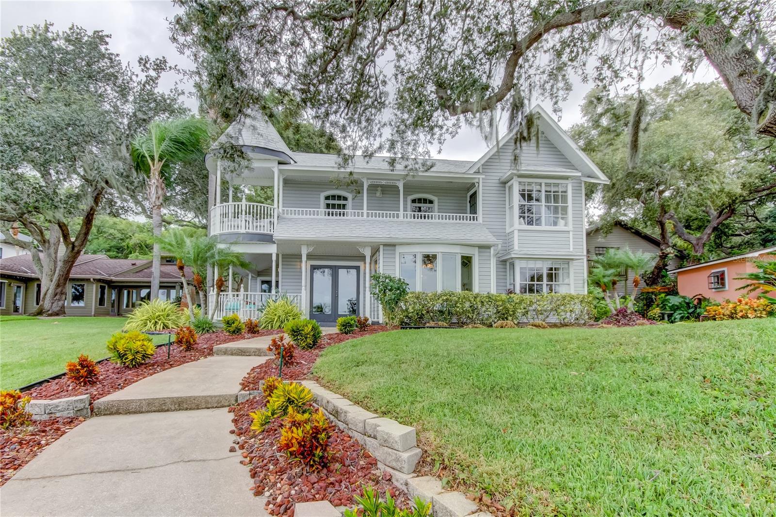 1205 N BAYSHORE DR, SAFETY HARBOR, FL, 34695