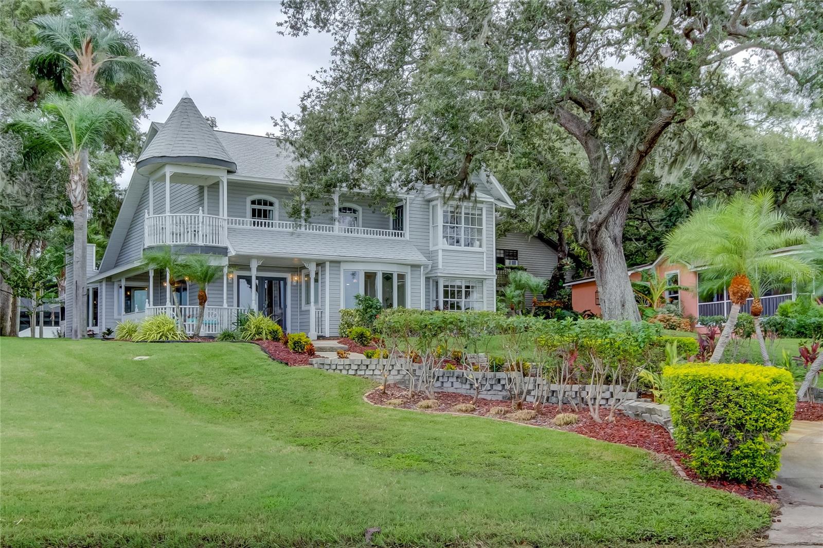 1205 N BAYSHORE DR, SAFETY HARBOR, FL, 34695