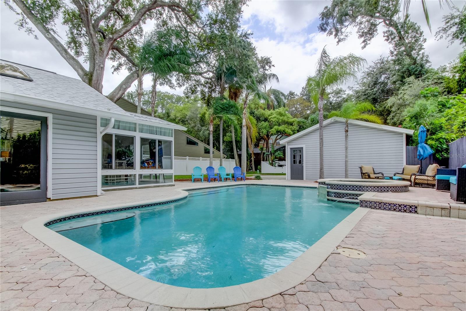 1205 N BAYSHORE DR, SAFETY HARBOR, FL, 34695