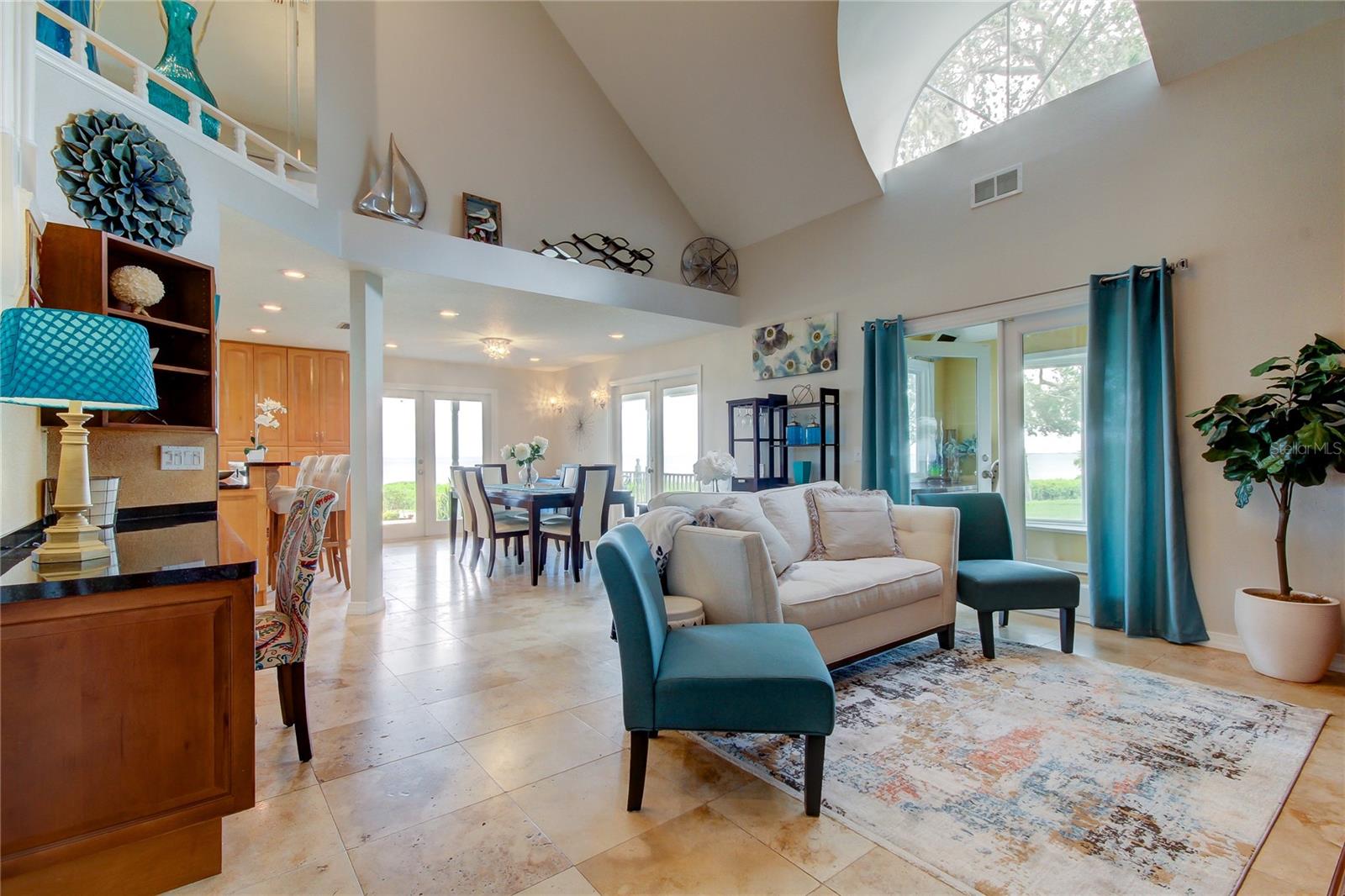 1205 N BAYSHORE DR, SAFETY HARBOR, FL, 34695