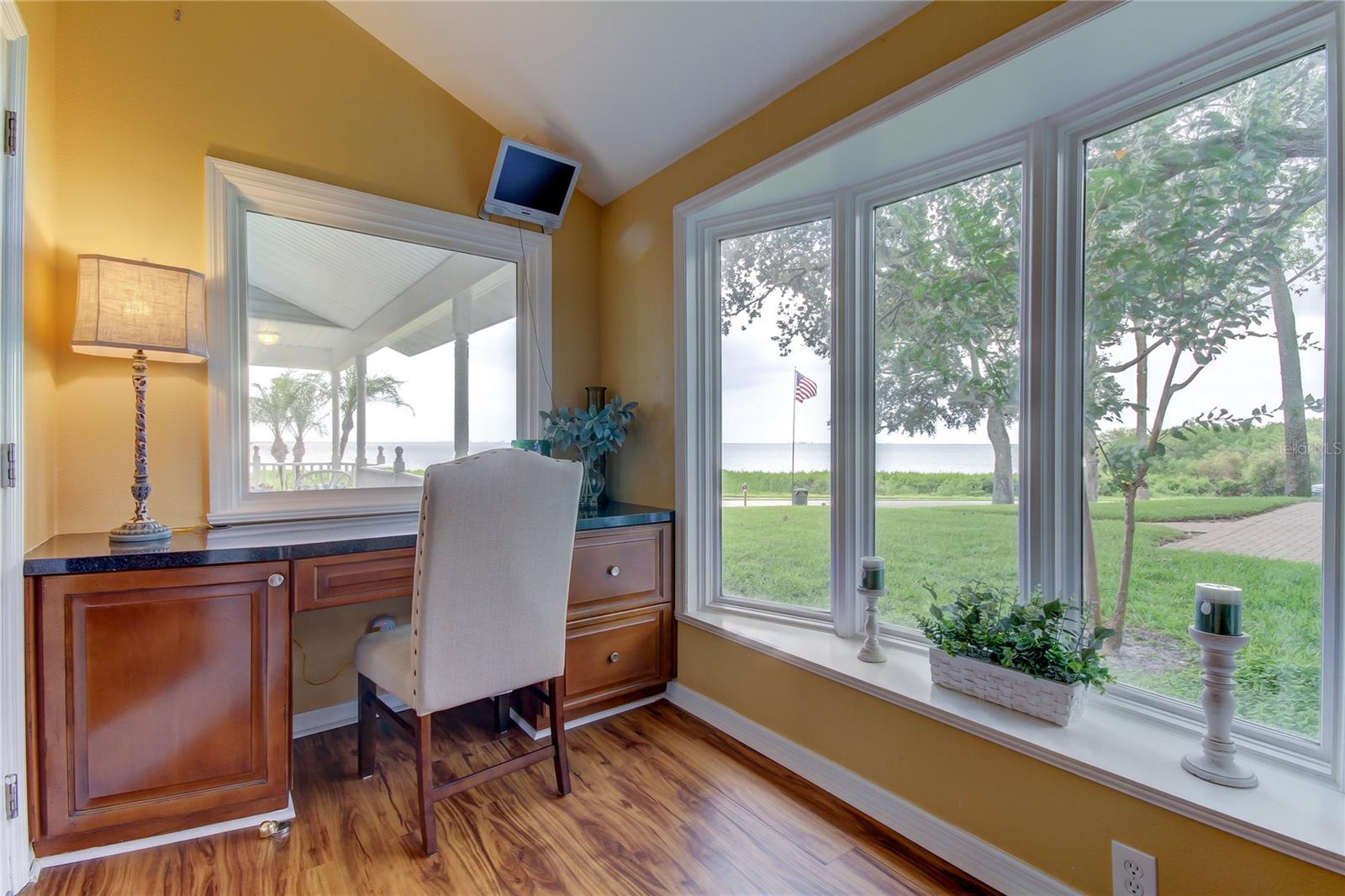 1205 N BAYSHORE DR, SAFETY HARBOR, FL, 34695