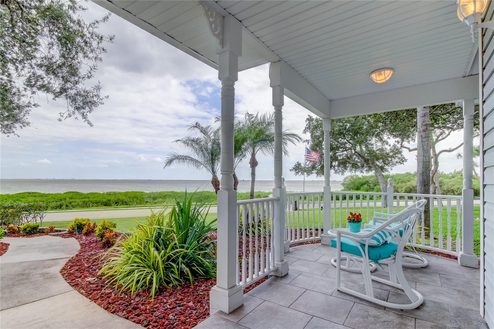 1205 N BAYSHORE DR, SAFETY HARBOR, FL, 34695