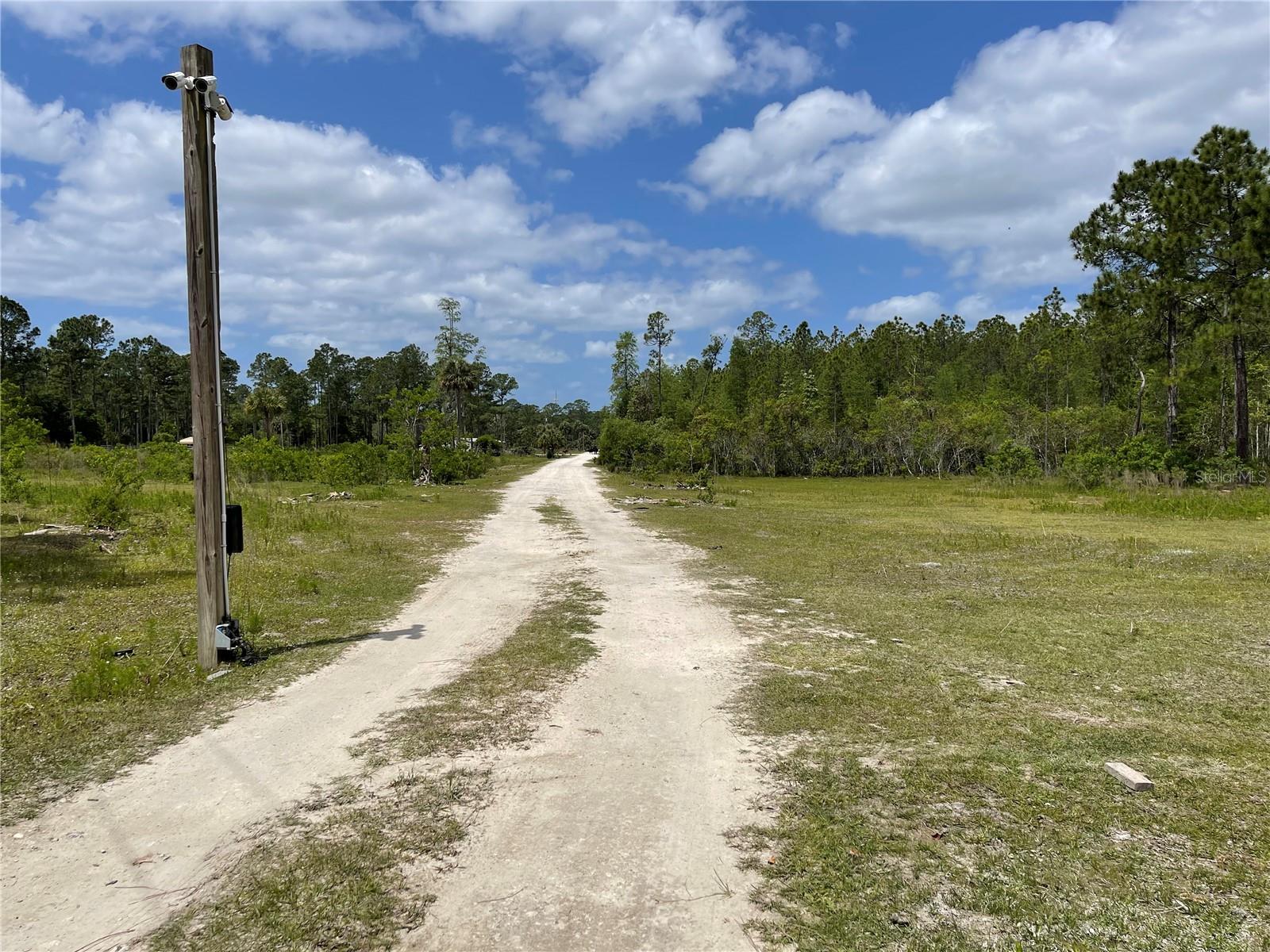 8107 W MAYFAIR DR, HOMOSASSA, FL, 34448