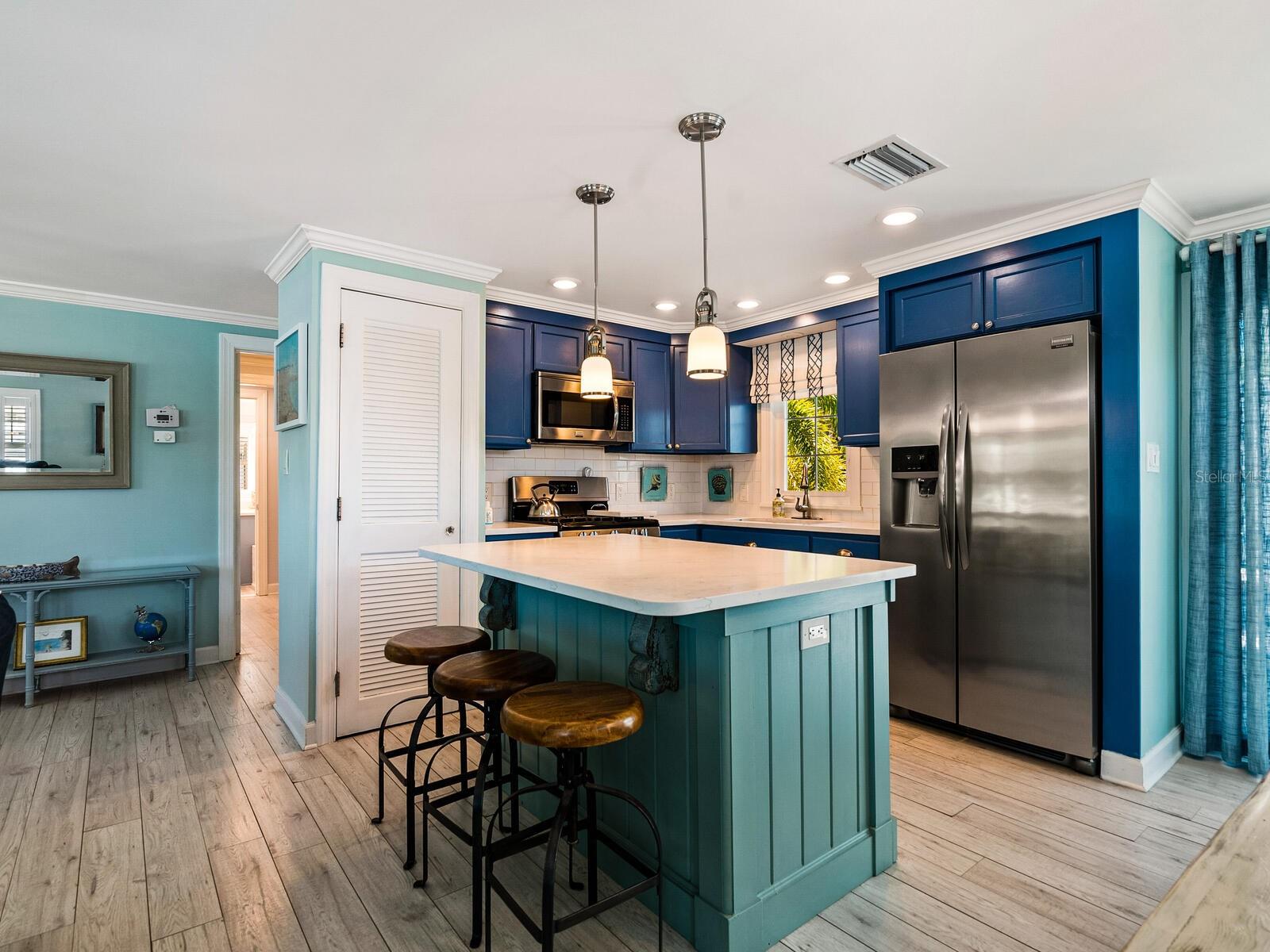 305 57TH ST #A, HOLMES BEACH, FL, 34217