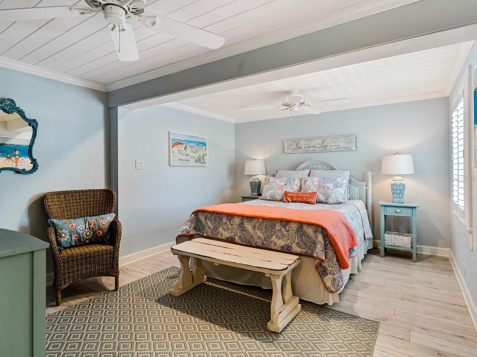 305 57TH ST #A, HOLMES BEACH, FL, 34217