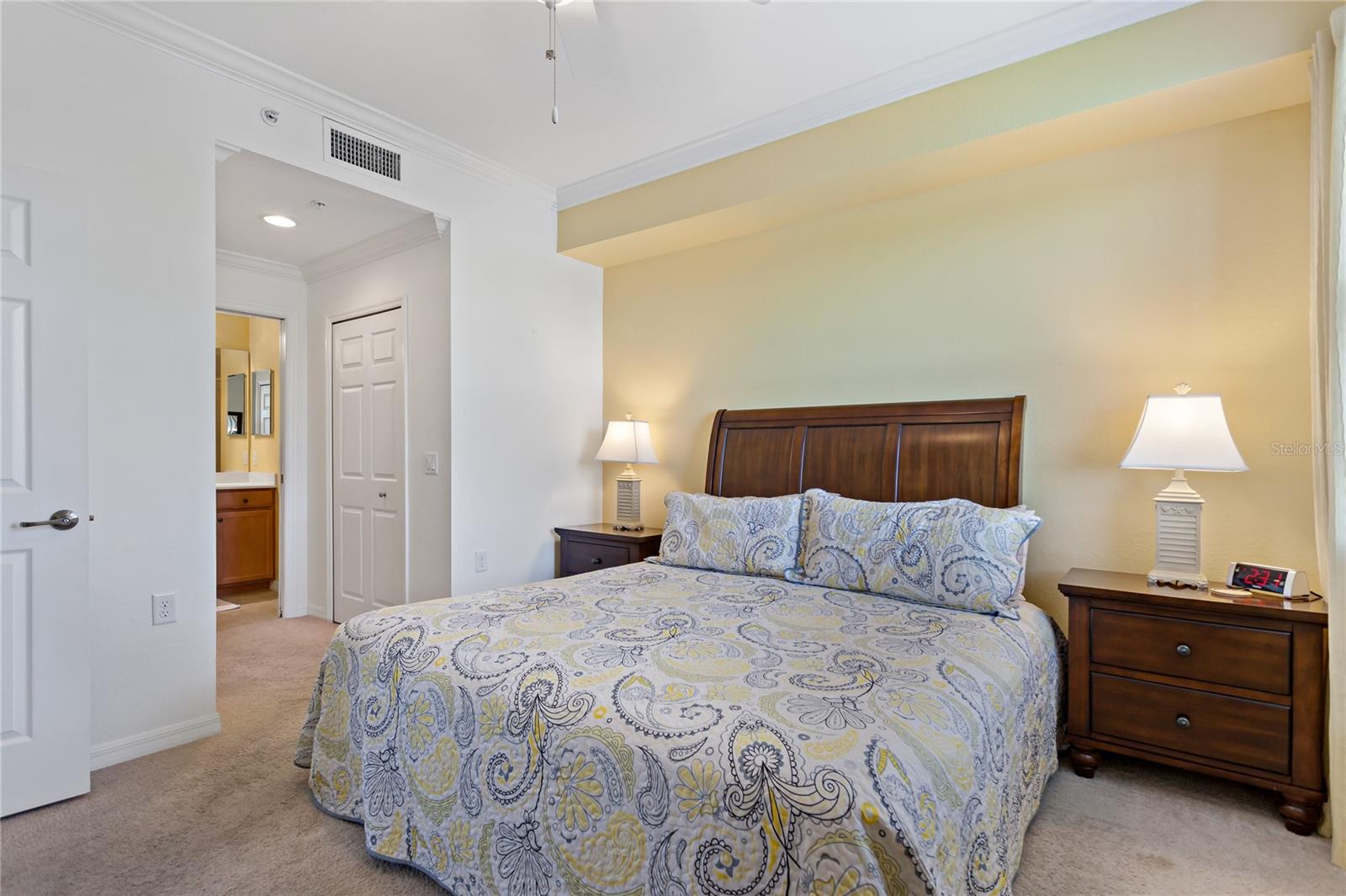 7015 RIVER HAMMOCK DR #208, BRADENTON, FL, 34212