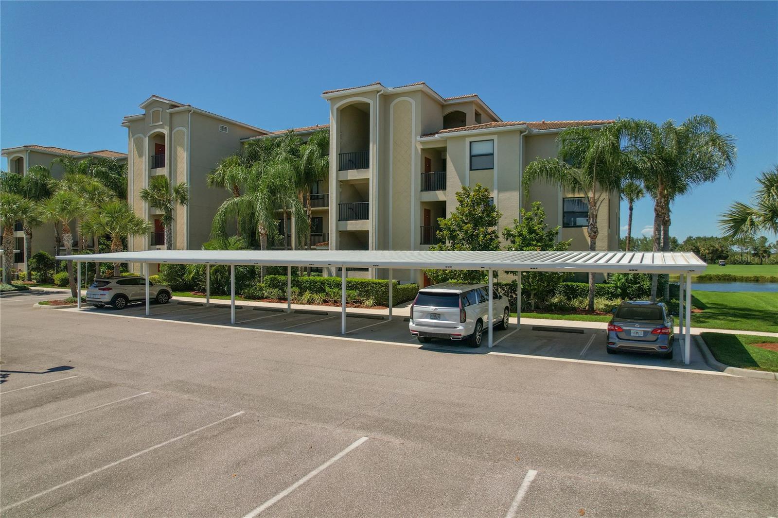 7015 RIVER HAMMOCK DR #208, BRADENTON, FL, 34212