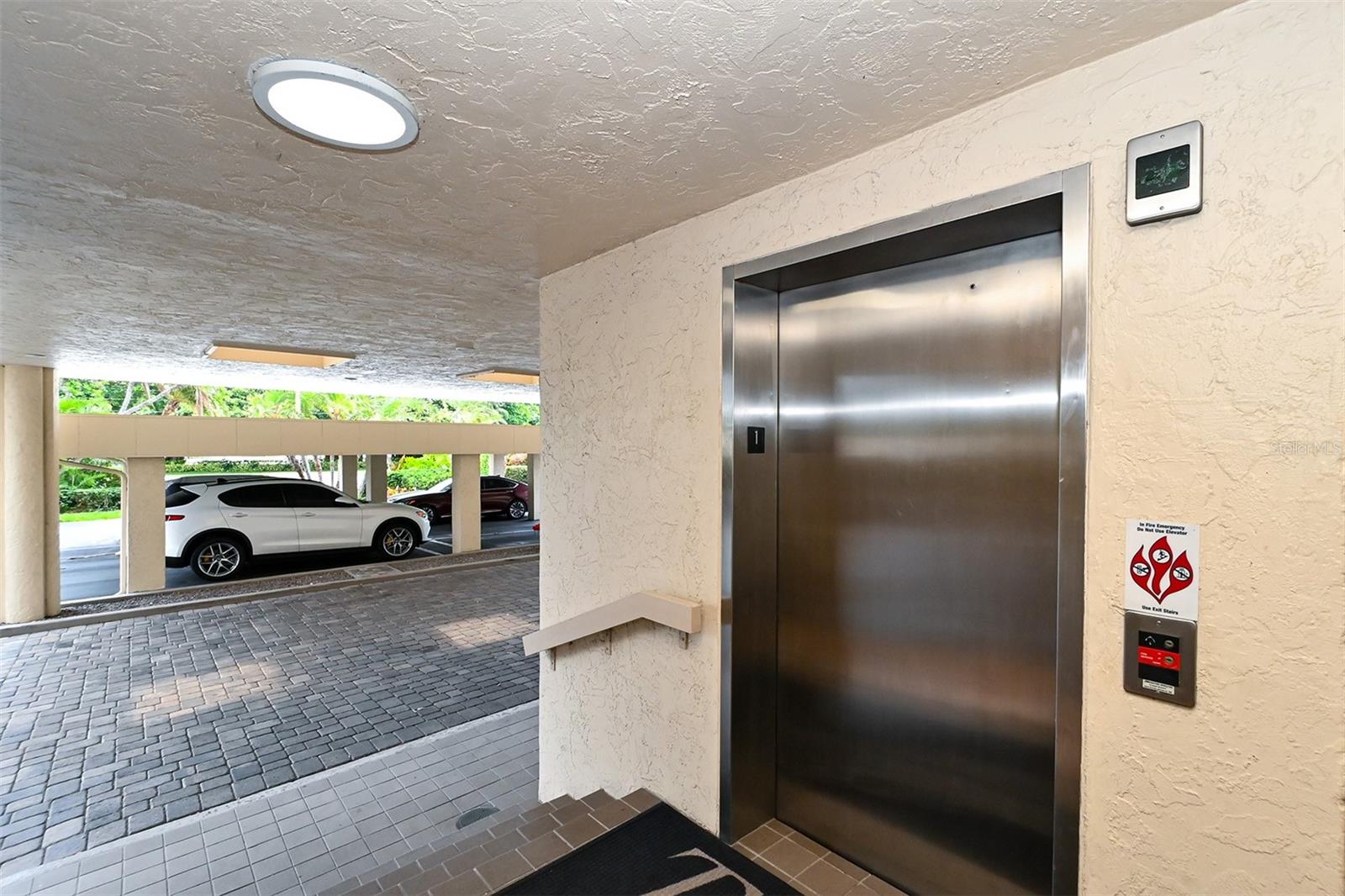 4325 GULF OF MEXICO DR #406, LONGBOAT KEY, FL, 34228