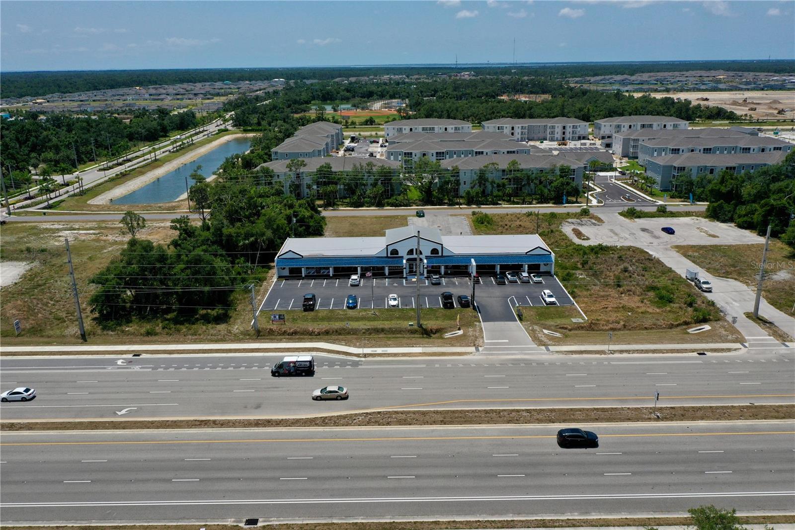 675 TAMIAMI TRL, PORT CHARLOTTE, FL, 33953