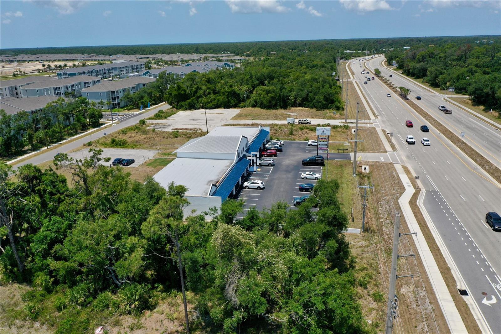 675 TAMIAMI TRL, PORT CHARLOTTE, FL, 33953