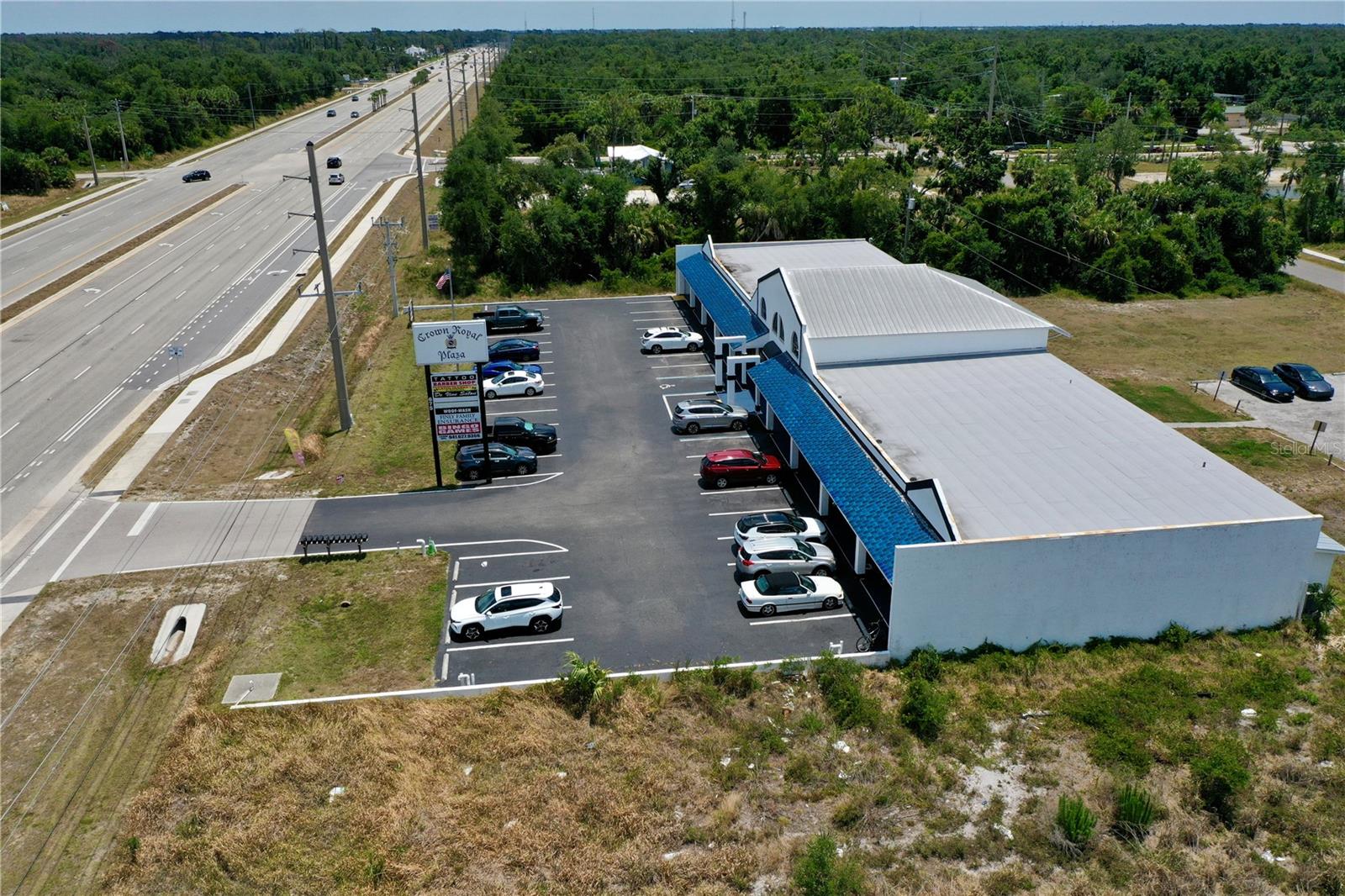 675 TAMIAMI TRL, PORT CHARLOTTE, FL, 33953