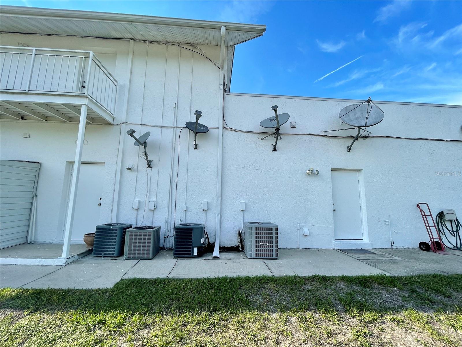 675 TAMIAMI TRL, PORT CHARLOTTE, FL, 33953