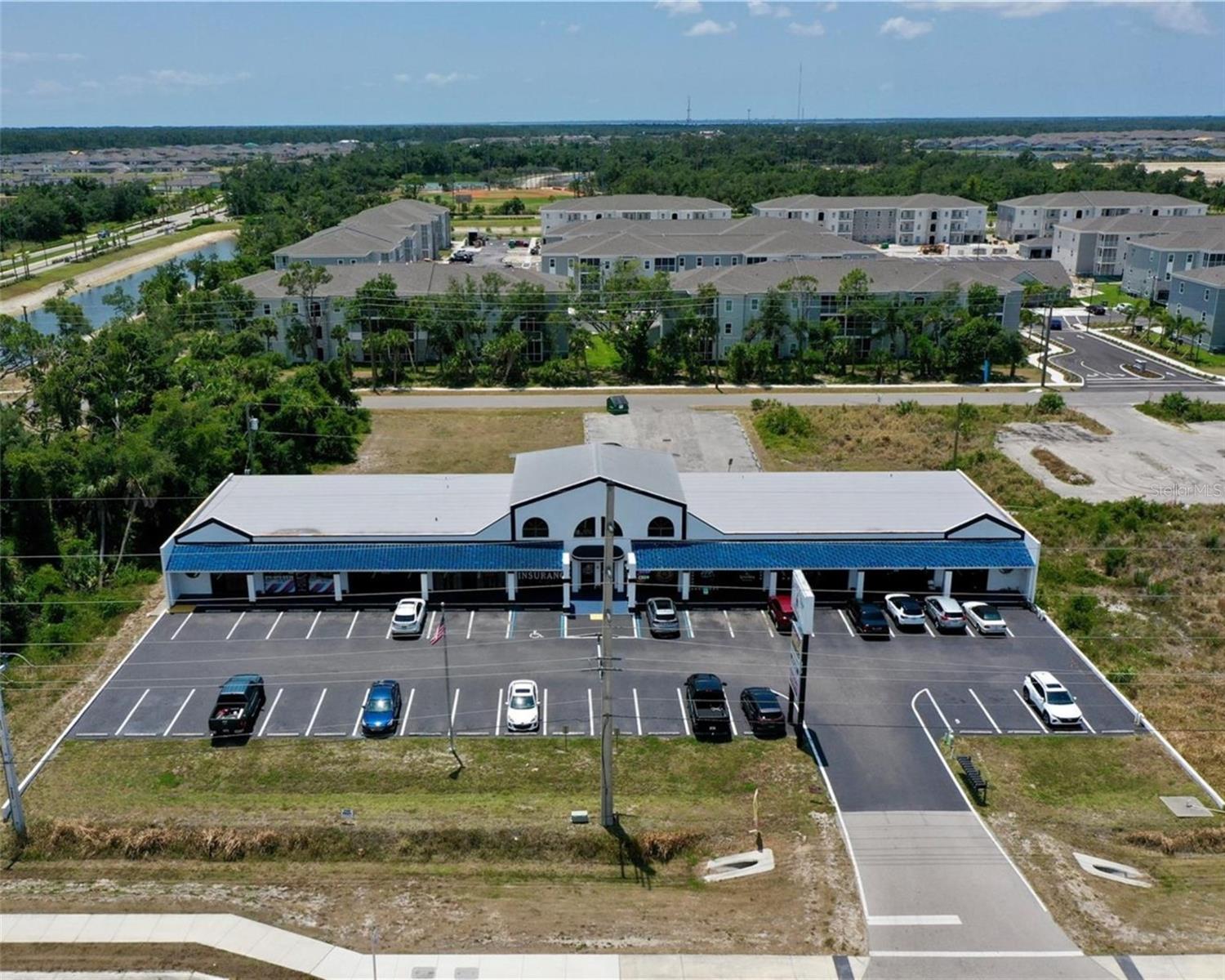 675 TAMIAMI TRL, PORT CHARLOTTE, FL, 33953