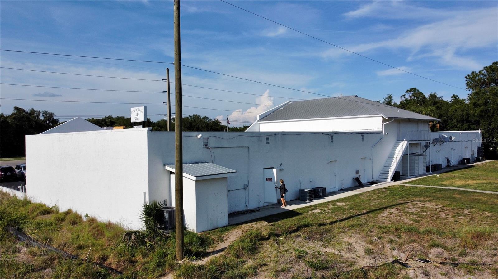675 TAMIAMI TRL, PORT CHARLOTTE, FL, 33953