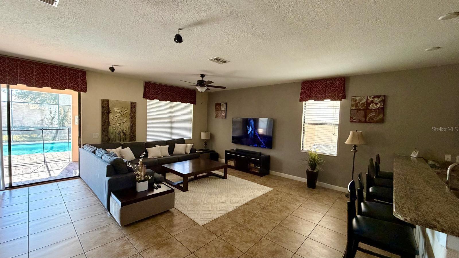 1502 MOON VALLEY DR, DAVENPORT, FL, 33896