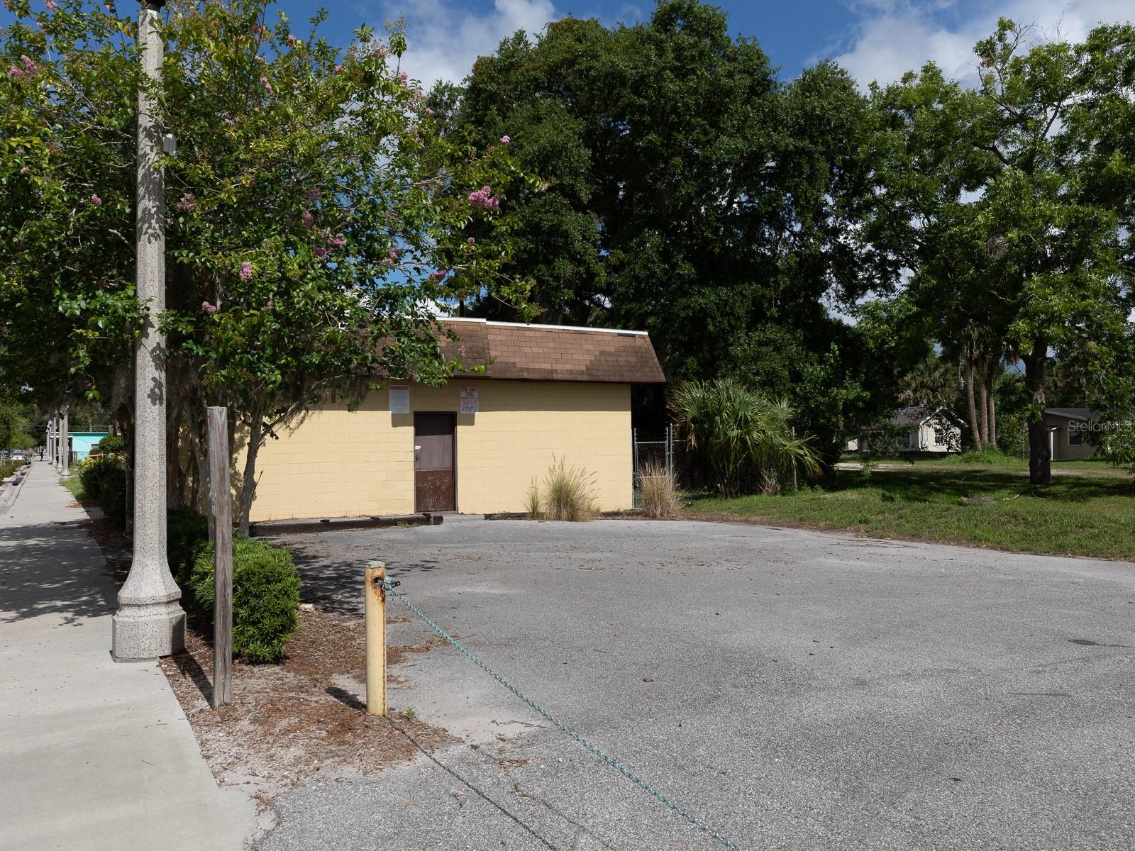 1204 HISTORIC GOLDSBORO BLVD, SANFORD, FL, 32771