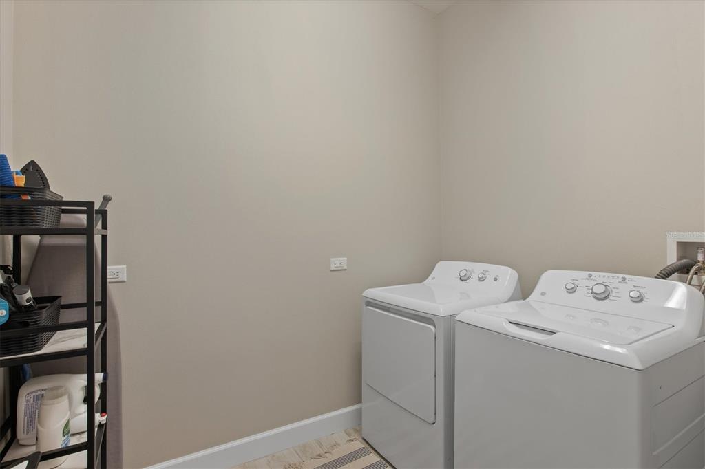 1905 TULIP DR, SARASOTA, FL, 34239