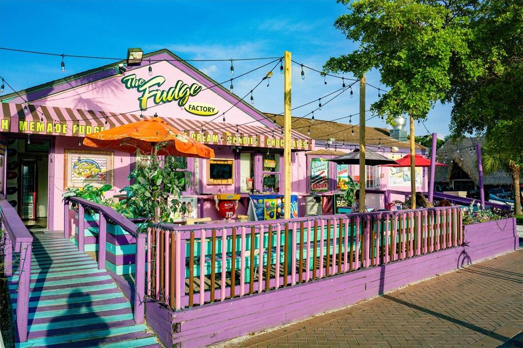 1905 TULIP DR, SARASOTA, FL, 34239