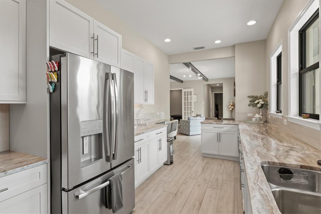 1905 TULIP DR, SARASOTA, FL, 34239