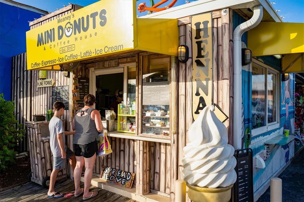 1905 TULIP DR, SARASOTA, FL, 34239