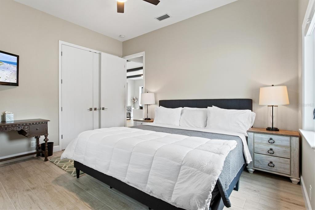 1905 TULIP DR, SARASOTA, FL, 34239