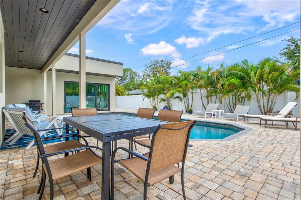 1905 TULIP DR, SARASOTA, FL, 34239