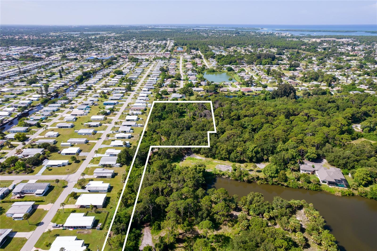 1139 DRURY LN, ENGLEWOOD, FL, 34224