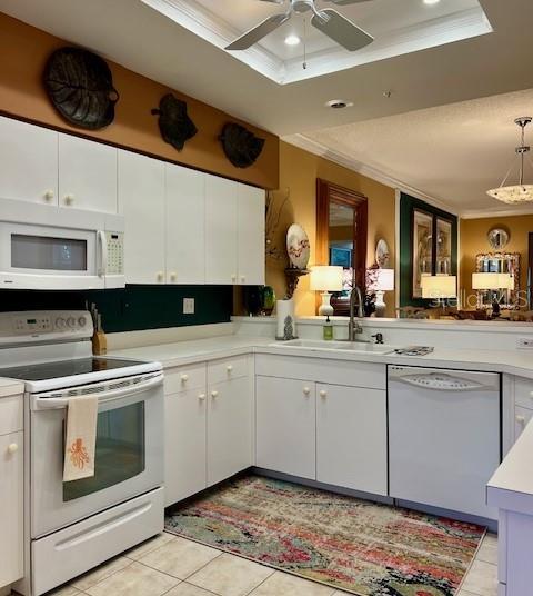 9611 CASTLE POINT DR #916, SARASOTA, FL, 34238