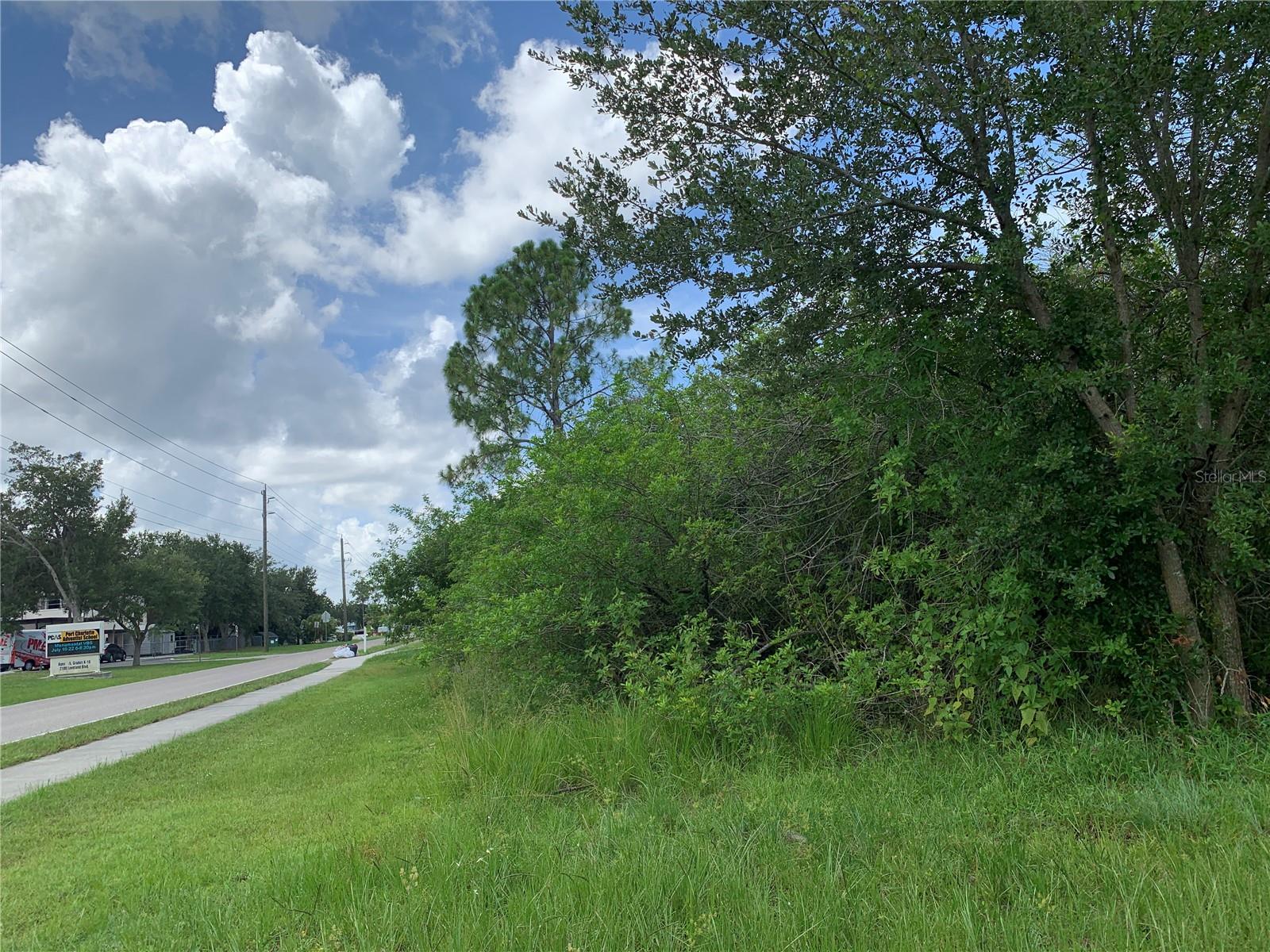 2035 LOVELAND BLVD, PORT CHARLOTTE, FL, 33980
